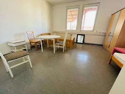 10-Zimmer-Gewerbeimmobilie mieten in Bruck an der Leitha – 330 m², € 400 – Bild 12 von 23