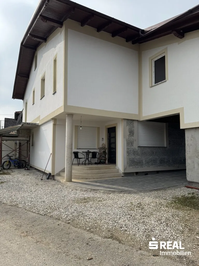 Großzügiges Einfamilienhaus - Widok 2