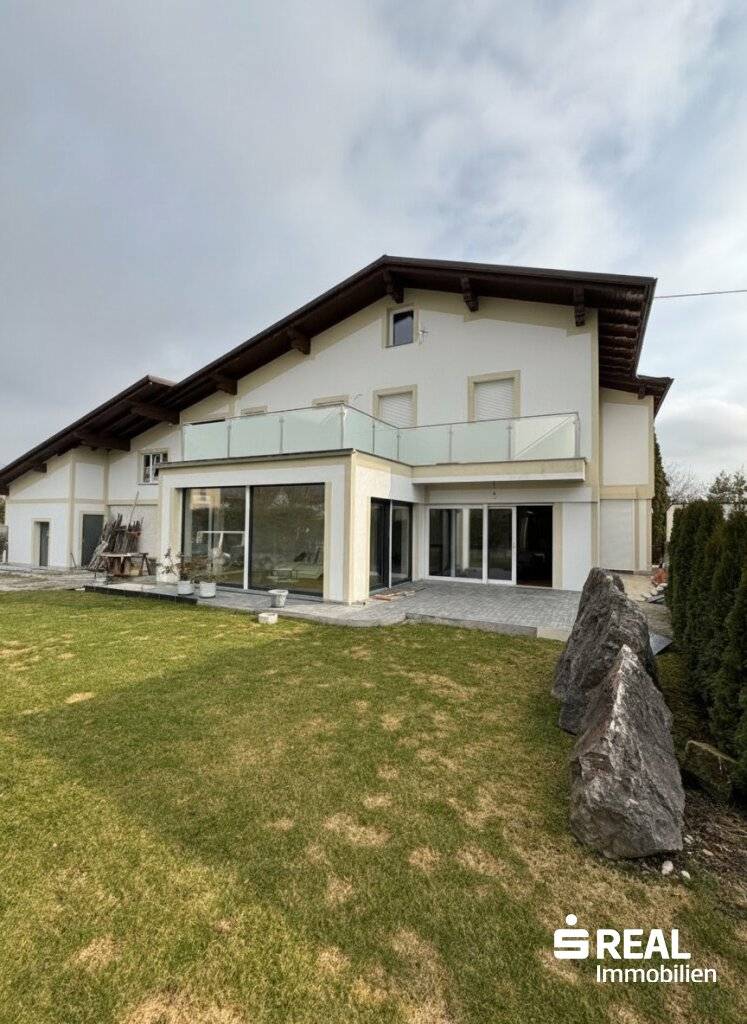 Großzügiges Einfamilienhaus, Neuzeug