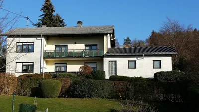 8-Zimmer-Gewerbeimmobilie kaufen in Vöcklabruck – 190 m², € 365.000 – Bild 1 von 23