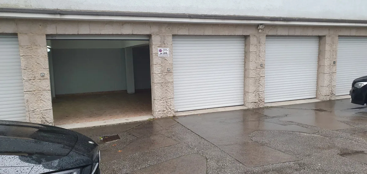 Premium- Garage im Zentrum von Klagenfurt zu vermieten - Ansicht 3