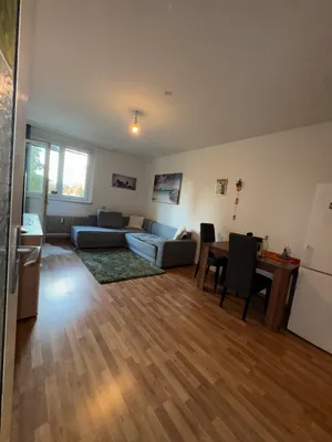 2-Zimmer-Wohnung mieten in Klagenfurt – 46 m², € 900 – Bild 2 von 10