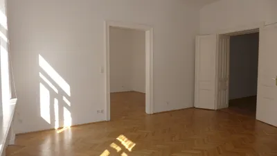 Helle, gemütliche 2-Zimmer-Wohnung in schönem Altbau Nähe Canisius – Bild 2