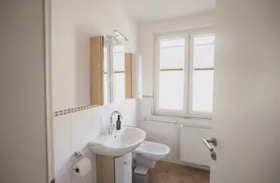 1-Zimmer-Wohnung mieten in Gmunden – 42 m², € 1.120 – Bild 9 von 10