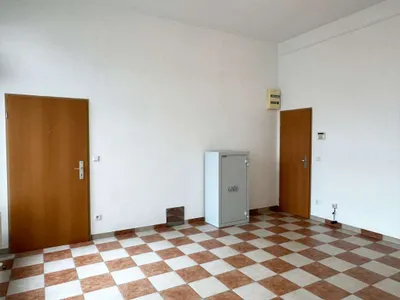 3-Zimmer-Gewerbeimmobilie mieten in Salzburg Stadt – 76 m², € 1.500 – Bild 25 von 30
