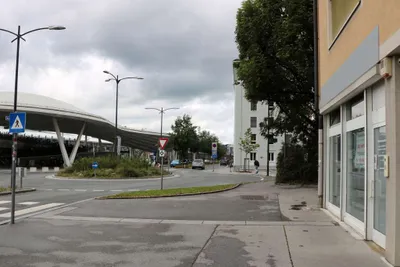 3-Zimmer-Gewerbeimmobilie mieten in Salzburg Stadt – 76 m², € 1.500 – Bild 9 von 30