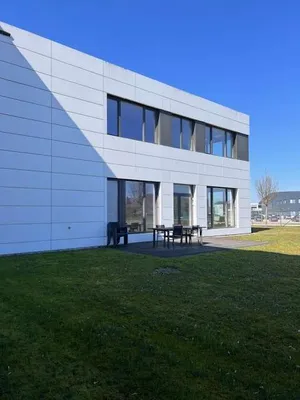 Gewerbeimmobilie mieten in Vöcklabruck – 1 035 m², € 12 – Bild 17 von 17
