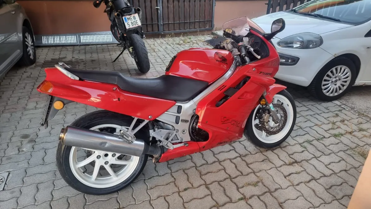 Honda VFR