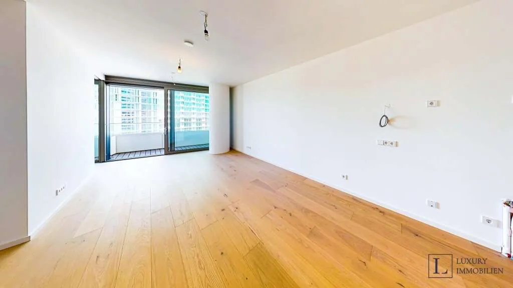 Stilvolle 2-Zimmer-Wohnung mit Balkon im DANUBEFLATS - Widok 2