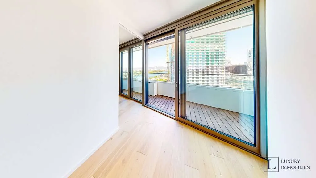 Stilvolle 2-Zimmer-Wohnung mit Balkon im DANUBEFLATS - Widok 3