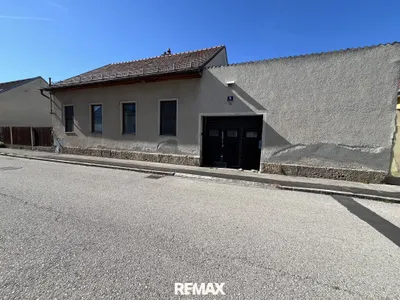 Grundstück kaufen in Neunkirchen – 1 040 m², € 309.000 – Bild 2 von 6