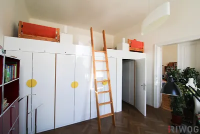 **Altbau**5-Zimmer**unbefristeter Mietvertrag** Frequentierte Lage**3.9m Raumhöhe – Bild 3