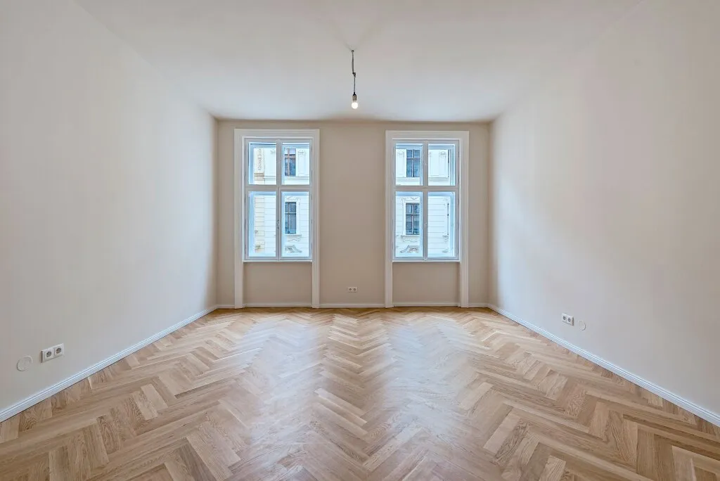 Altbau-Erstbezug in bester Stadtlage - Helle 2-Zimmer-Wohnung im 3. Liftstock - Nähe Mariahilfer Straße - Ansicht 3