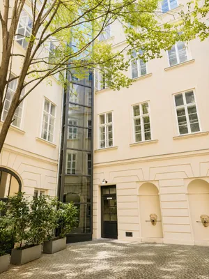 Exklusives Wohnen am Franziskanerplatz - Stilvolle Altbauwohnung im Herzen Wiens – Bild 3