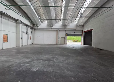 Gewerbeimmobilie mieten in Wels-Land – 1 196 m², € 8 – Bild 2 von 4
