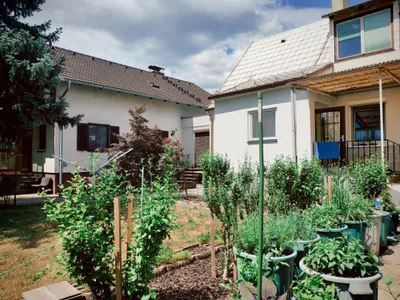 6-Zimmer-Haus mieten in Neunkirchen – 160 m², € 1.400 – Bild 5 von 36