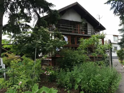 6-Zimmer-Haus mieten in Neunkirchen – 160 m², € 1.400 – Bild 3 von 36