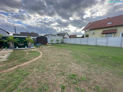 Grundstück kaufen in Korneuburg – 692 m², € 439.000 – Bild 2 von 3