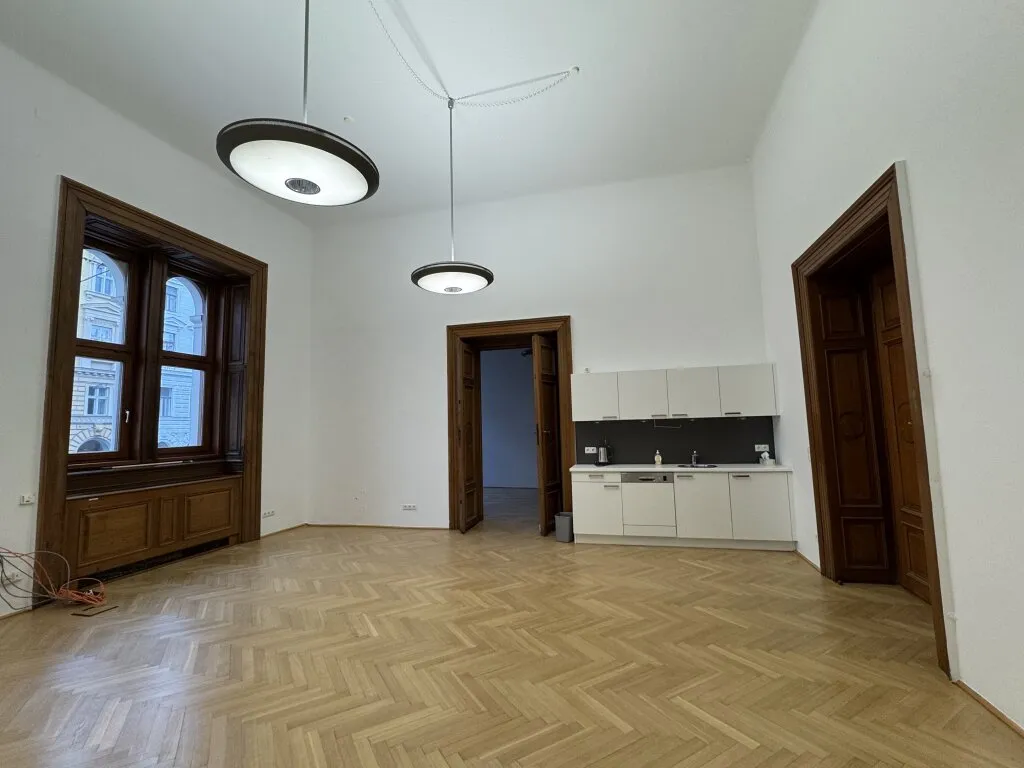 Historisches Ambiente in der Alte Börse | Büro im EG – pohled 3