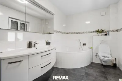 6-Zimmer-Haus kaufen in Bruck an der Leitha – 206 m², € 949.000 – Bild 19 von 27