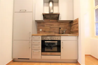 Kurzzeitvermietung! Schön möblierte, helle Wohnung in Bestlage! – Bild 3