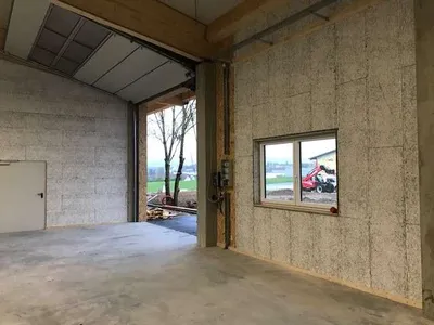 1-Zimmer-Gewerbeimmobilie mieten in Vöcklabruck – 240 m², € 1.440 – Bild 1 von 5