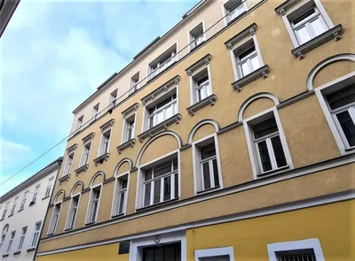ERSTBEZUG, Franzensgasse, 32 m2 Altbau, 1 Zimmer, Küche, Duschbad, Parketten, Naschmarkt-Nähe – Bild 2