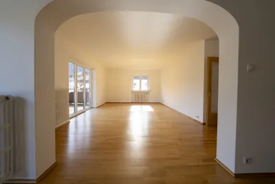 3-Zimmer-Wohnung mieten in Kitzbühel – 118 m², € 2.500 – Bild 2 von 6
