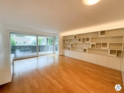 Gallitzinstraße - Lichtdurchflutete Terrassenwohnung mit Garage
