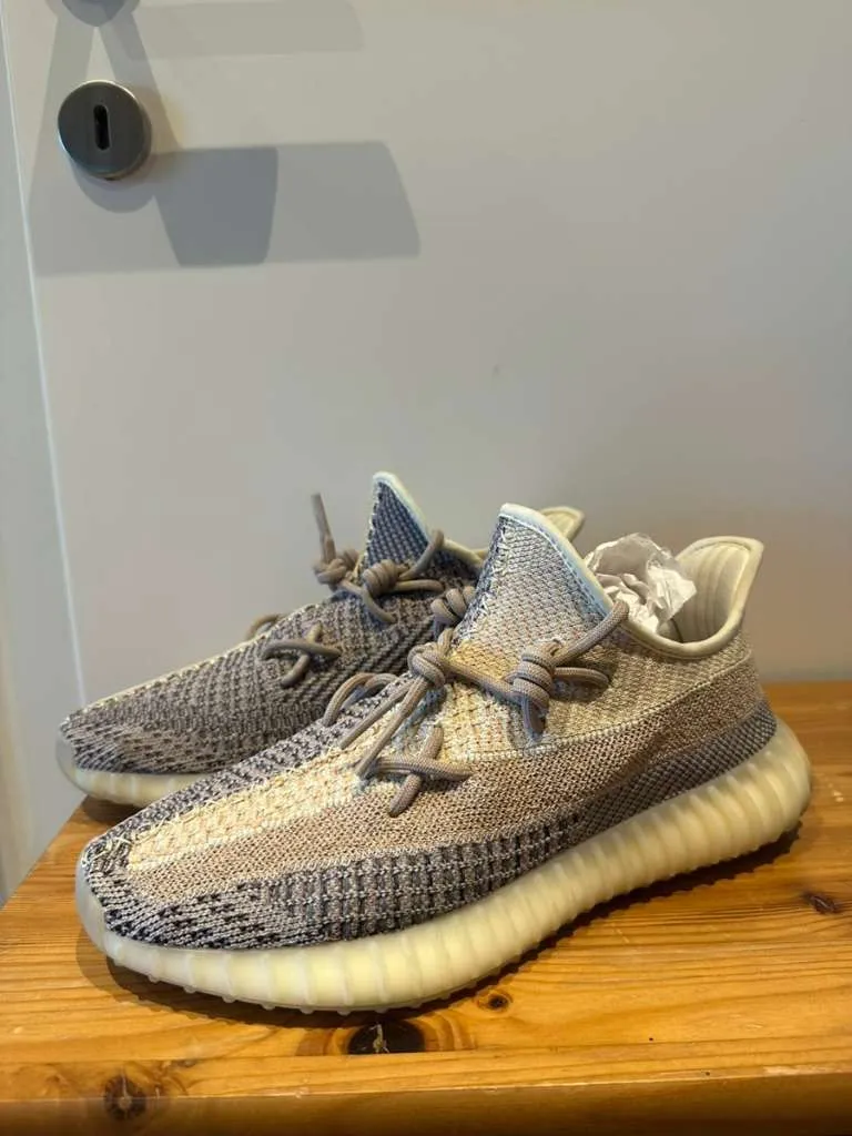 adidas gazelle silver green womens Yeezy Boost 350 V2 Light  bei HYPENEEDZ kaufen