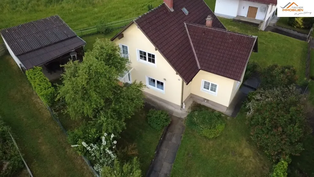 Familienhaus mit 4 Zimmern, Garage und Garten in ruhiger Wohnlage - Ansicht 3