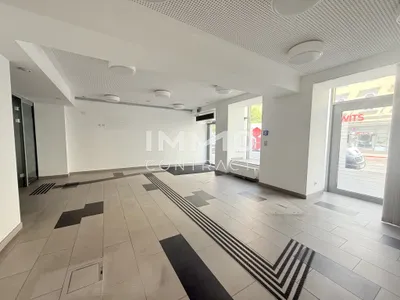 6-Zimmer-Gewerbeimmobilie mieten in Wien – 271 m², € 6.282 – Bild 2 von 19