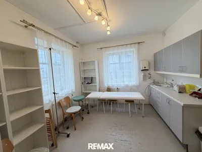 4-Zimmer-Gewerbeimmobilie mieten in Hollabrunn – 105 m², € 1.350 – Bild 4 von 11