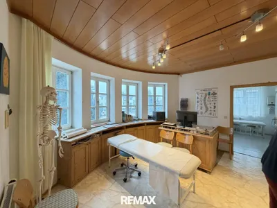 4-Zimmer-Gewerbeimmobilie mieten in Hollabrunn – 105 m², € 1.350 – Bild 8 von 11