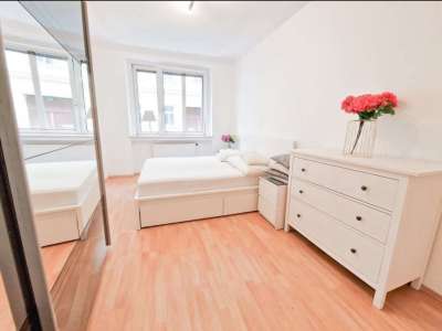 Einziehen & Wohlfühlen - Helle 3-Zimmer-Wohnung in Top-Lage von 1050 Wien (English description below) – Bild 2