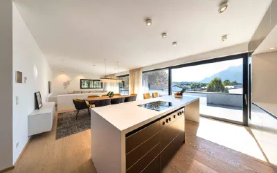 4-Zimmer-Wohnung kaufen in Salzburg Stadt – 215 m² – Bild 1 von 10