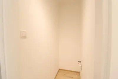 1-Zimmer-Wohnung mieten in Salzburg Stadt – 32 m², € 899 – Bild 6 von 8