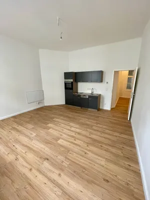 UNBEFRISTETE, Top moderne, ruhige, Singlewohnung mit Luxusausstattung