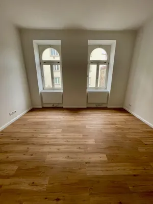 UNBEFRISTETE, Top moderne, ruhige, Singlewohnung mit Luxusausstattung – Bild 3