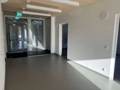 Gewerbeimmobilie mieten in Bruck an der Leitha – 105 m², € 12 – Bild 4 von 9