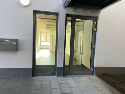 Gewerbeimmobilie mieten in Bruck an der Leitha – 105 m², € 12 – Bild 2 von 9
