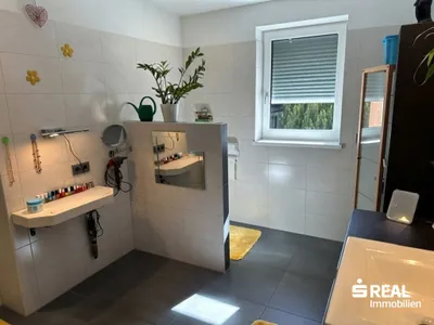 4-Zimmer-Haus kaufen in Linz – 122 m², € 470.000 – Bild 9 von 19