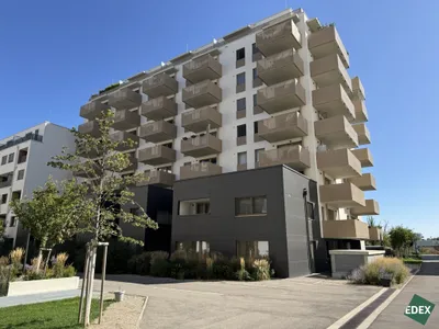Traumhafte 2-Zimmer Wohnung I Balkon I nahe U1 Kagraner Platz