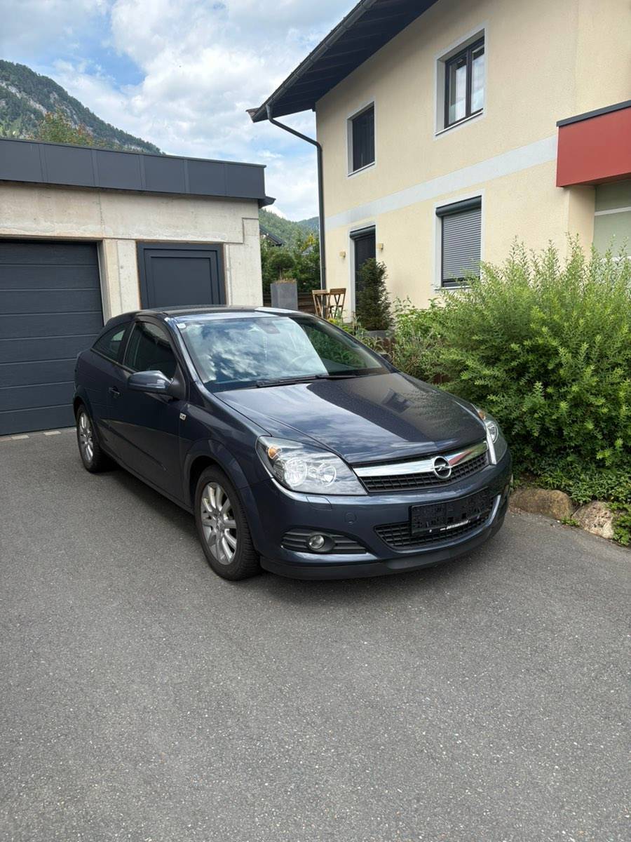 Opel Astra GTC