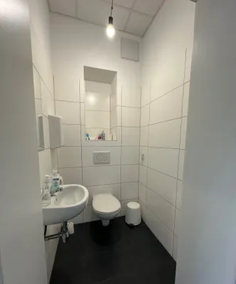 2-Zimmer-Gewerbeimmobilie mieten in Graz – 71 m², € 784 – Bild 4 von 6