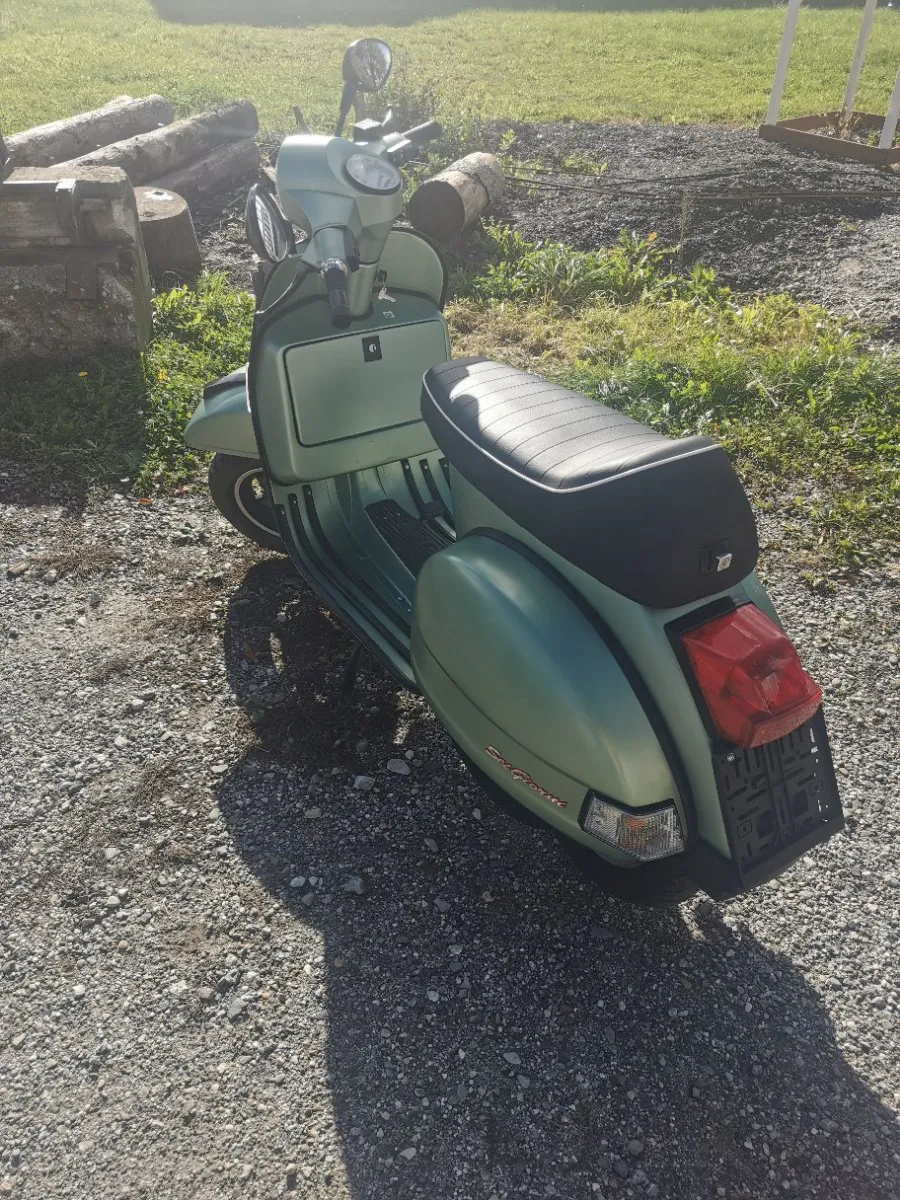 Vespa 125
