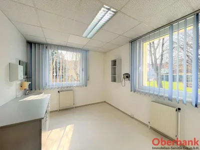 7-Zimmer-Gewerbeimmobilie mieten in Wels – 123 m², € 940 – Bild 9 von 16