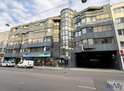 9-Zimmer-Gewerbeimmobilie mieten in Wien – 235 m², € 2.891