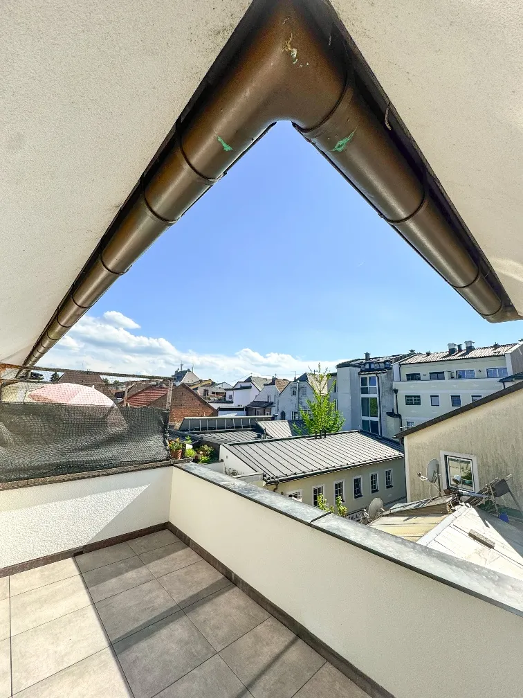 Erstbezug nach Renovierung | Sonnige Maisonette im Zentrum - Ansicht 3