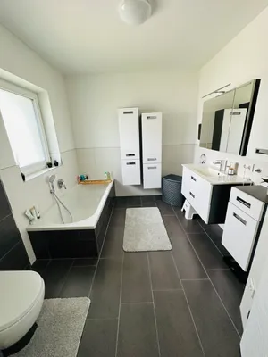 4-Zimmer-Haus mieten in Braunau am Inn – 140 m², € 2.000 – Bild 11 von 12